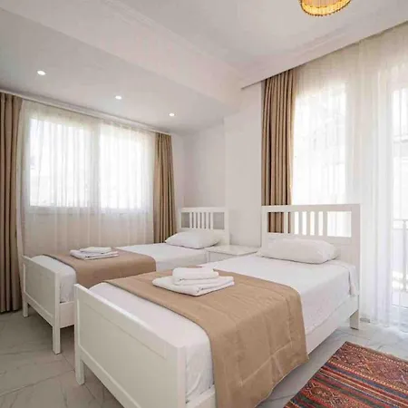 Ekin With Pool In Hisaroenu,oeluedeniz Villa *