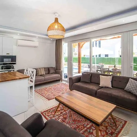 Ekin With Pool In Hisarönu,ölüdeniz