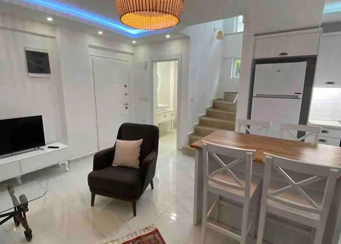 Vila Ekin With Pool In Hisaroenu,oeluedeniz Fethiye