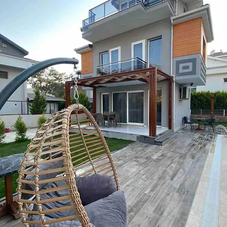 别墅 Ekin With Pool In Hisaroenu,oeluedeniz