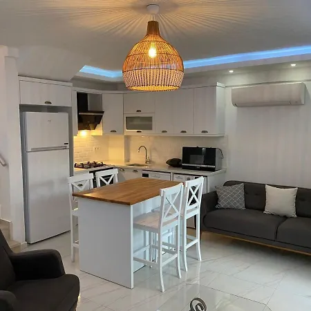 别墅 Ekin With Pool In Hisaroenu,oeluedeniz *